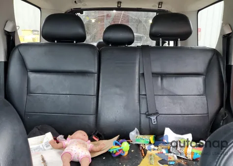 2006 Ford Escape Limited из США, поврежденный, VIN 1FMYU04126KC25197